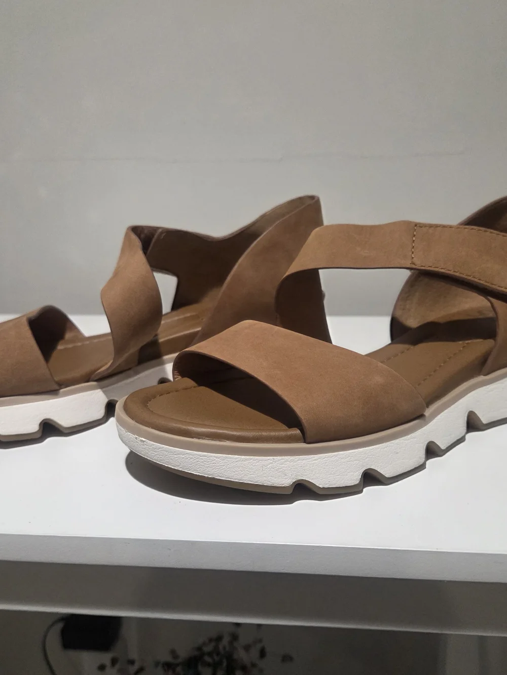 Sofft Khell Leather Wedge Sandal Tan Luggage Size 8.5M (Fits 8) - Excellent Cond